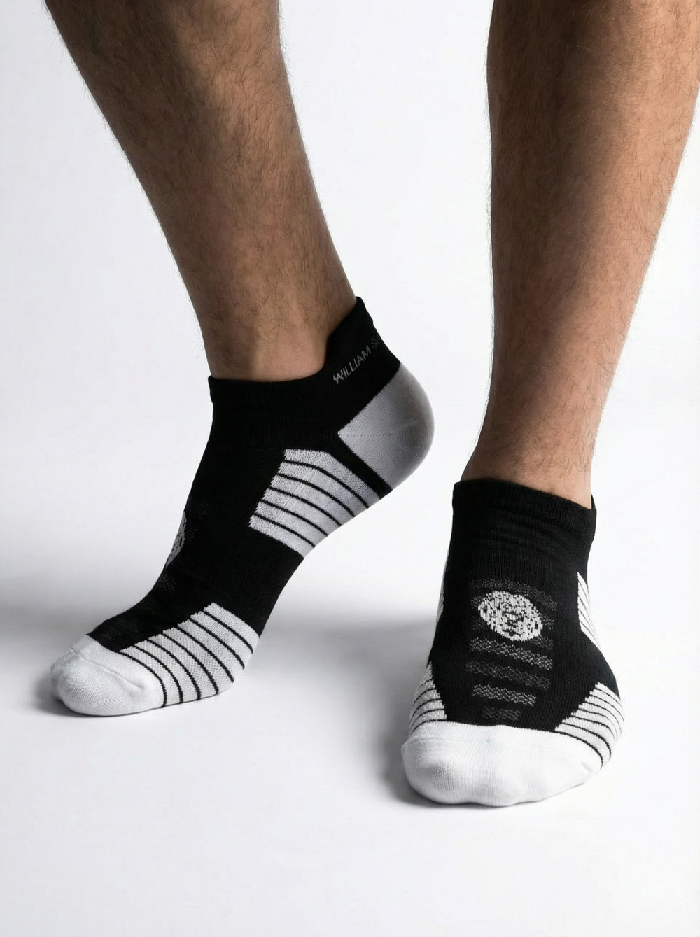 Total Compression Men's Quarter Socks
