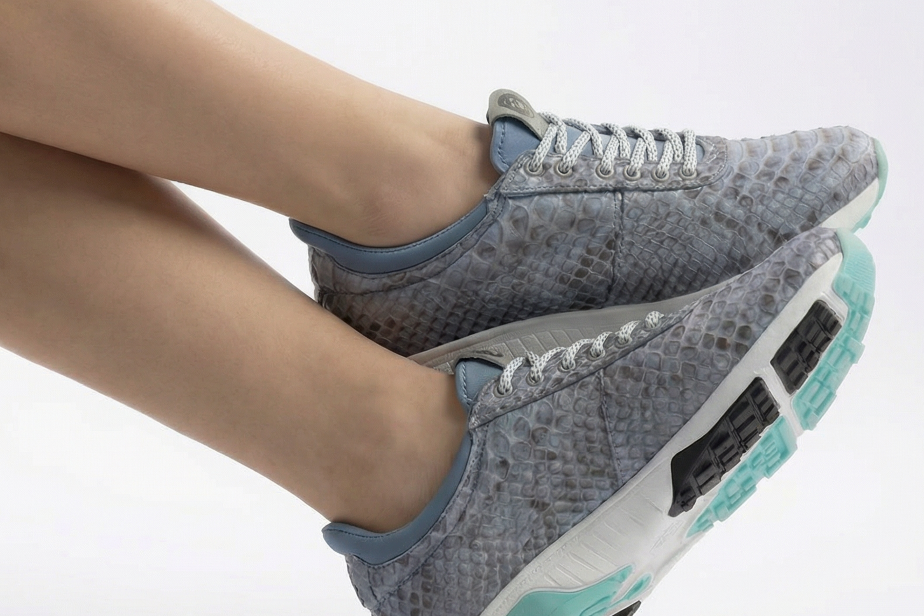 Shop Women’s Collection